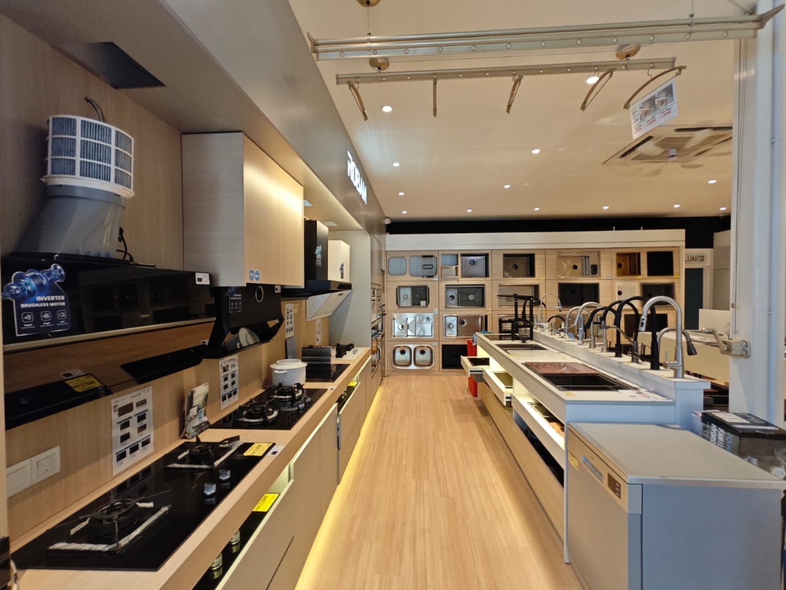 Modern kitchen cabinet project Penang